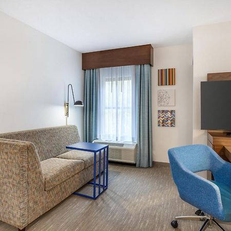 Hampton Inn Petersburg-Fort Gregg Adams Экстерьер фото