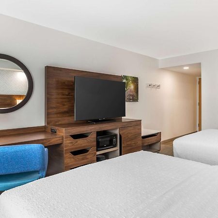 Hampton Inn Petersburg-Fort Gregg Adams Экстерьер фото